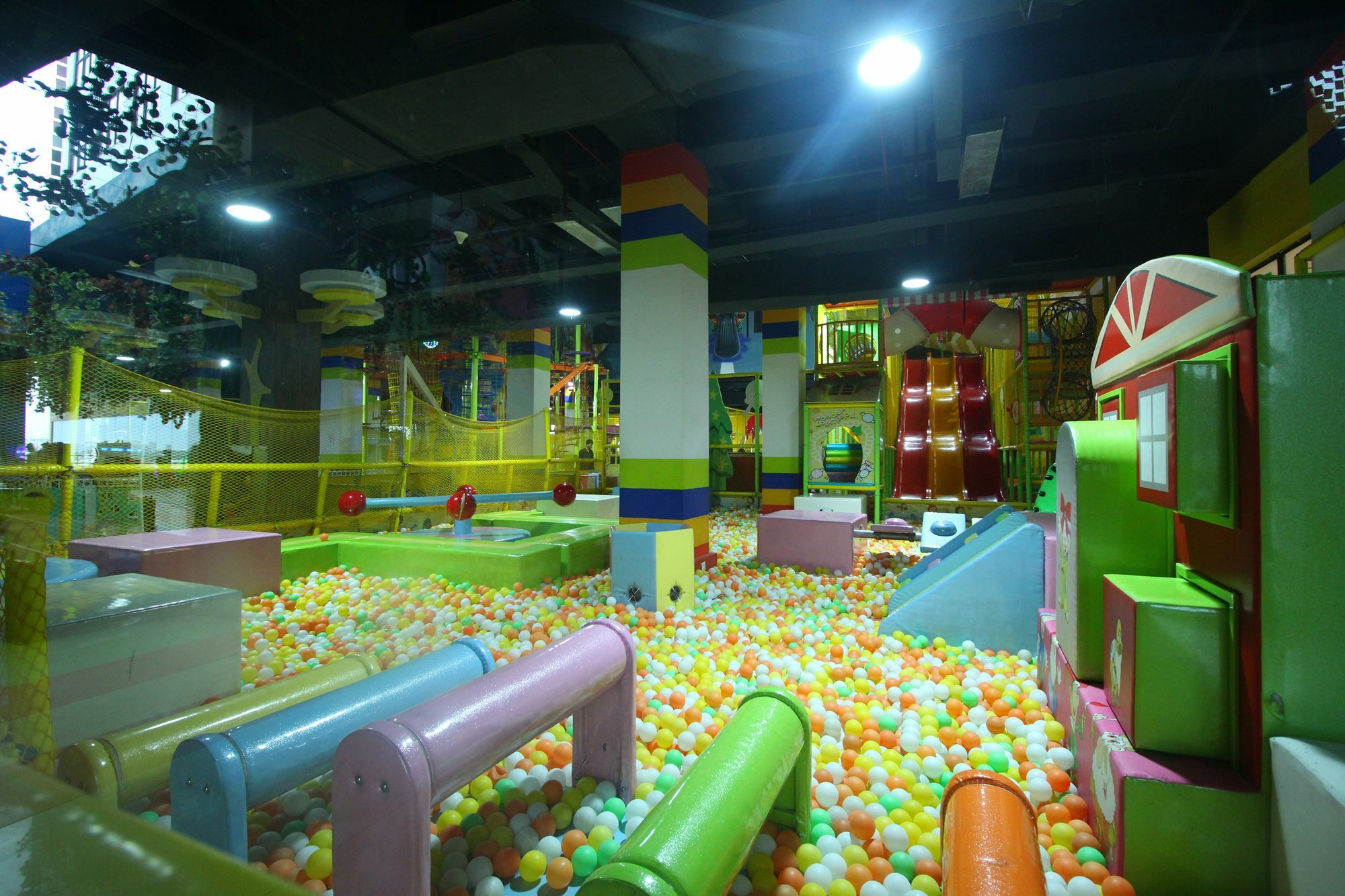 Jackpot Room In & Out Dormitory Ahmedabad Exterior foto